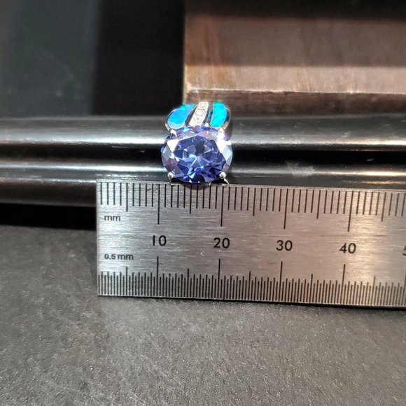 Size 7 925 Sterling Silver Purple CZ With Blue Opal Accents Ring - Picture 7 of 8